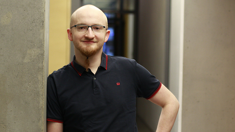 Tim Hochwärter, der von der HZD nach dem dualen Studium als fester Mitarbeiter übernommen wurde Porträtfoto Tim Hochwärter